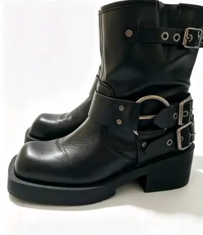 Botas negras de cuero CMoran originales - miniatura 3