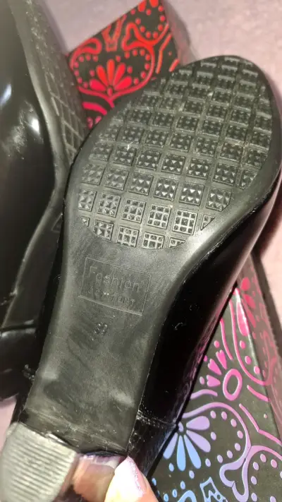 Zapatos de Tacón Negro Alquimia Elegantes - miniatura 5