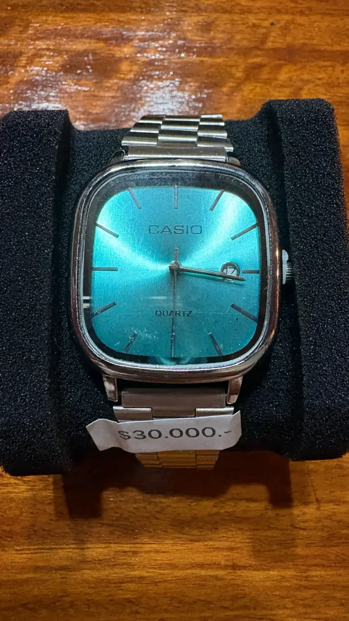 Reloj Casio de pulsera azul metálico - 2