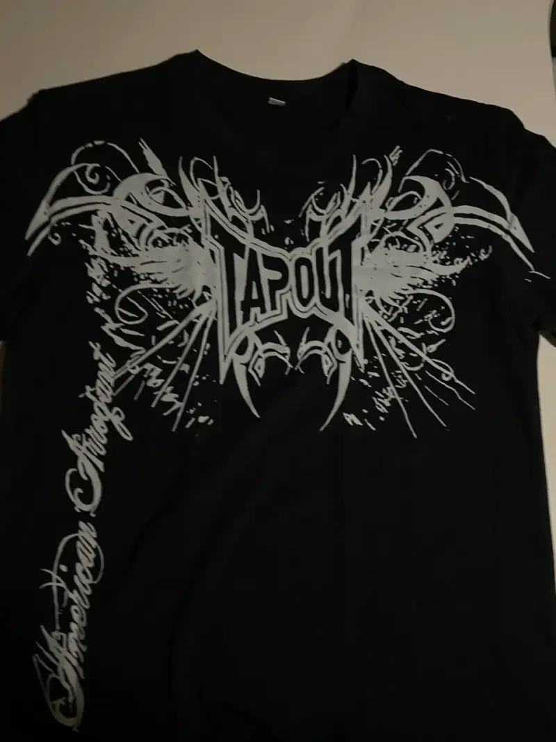 Polera Tapout Y2k diseñó exotico negra - 1