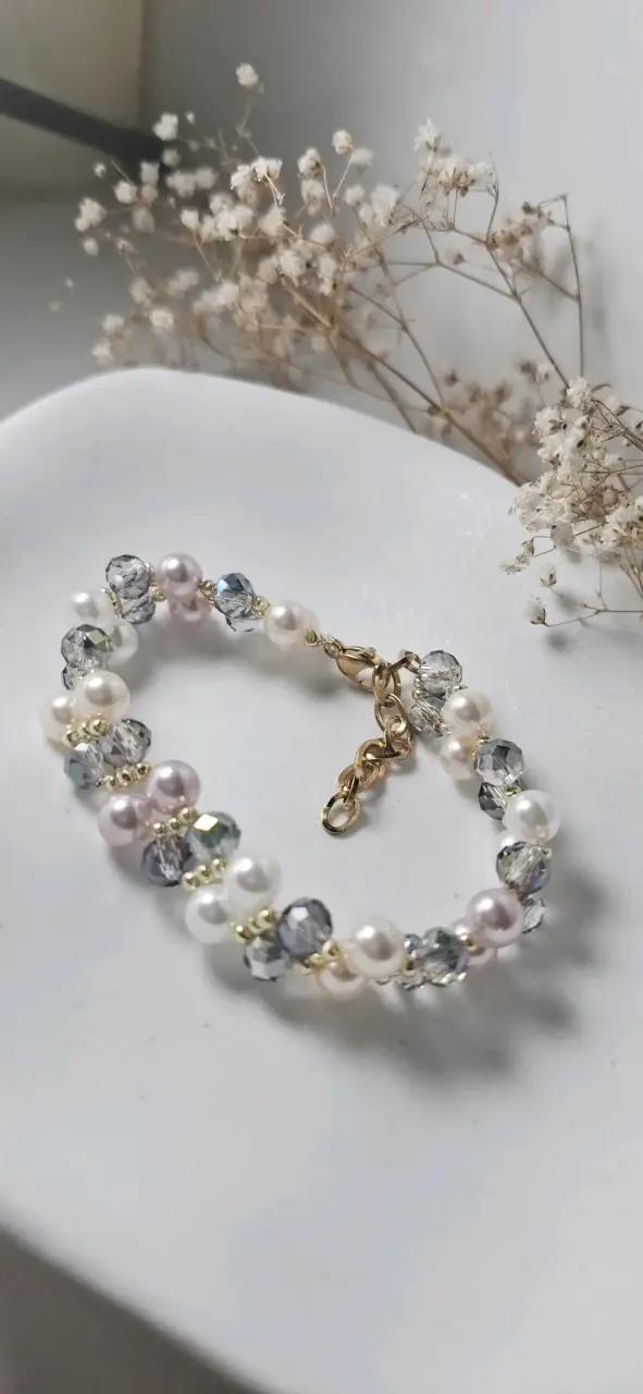 Pulsera de perlas y cristales elegante - 1