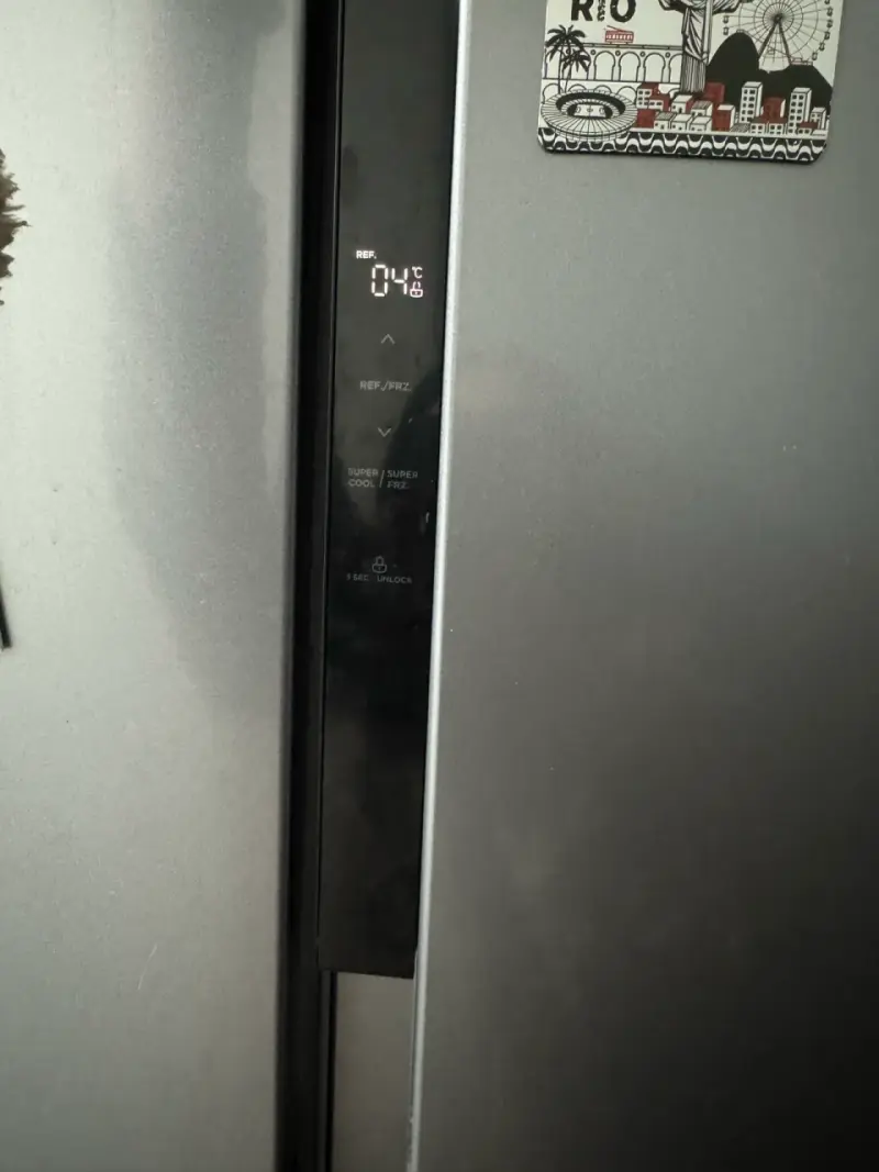 Refrigerador Side by Side de acero inoxidable - 2