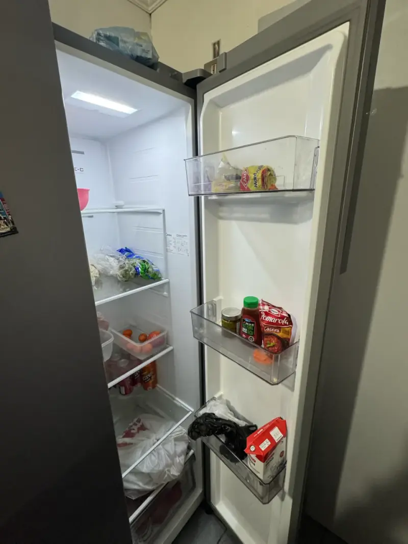 Refrigerador Side by Side de acero inoxidable - 3