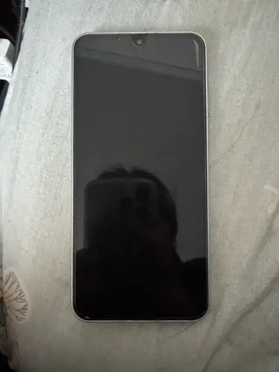 Smartphone Samsung Galaxy A16 128GB Blanco - miniatura 2