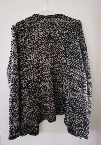 Cárdigan de punto blanco y negro para mujer - miniatura 2