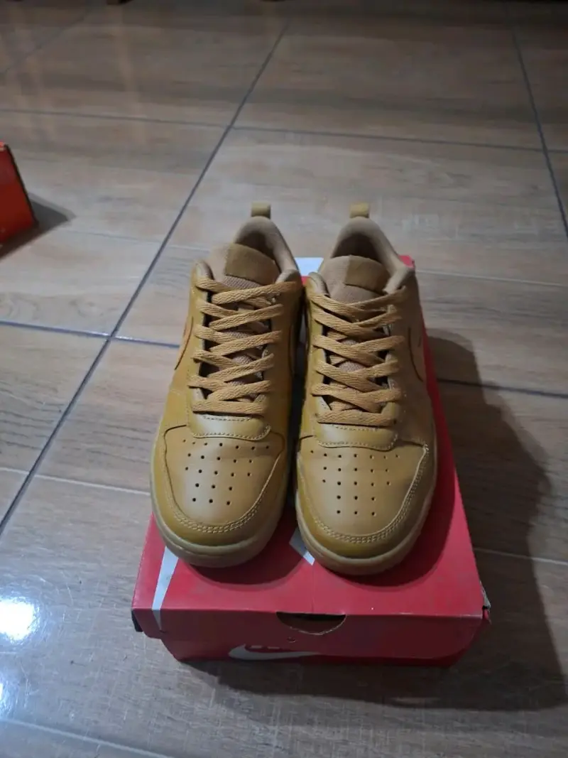 Zapatillas deportivas Nike color beige - 3