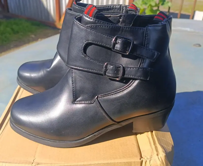 Vendo botas de huaso una postura número 27 - 1