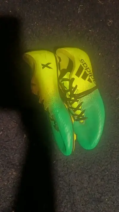 Zapatillas de fútbol Adidas precio comversable - miniatura 2