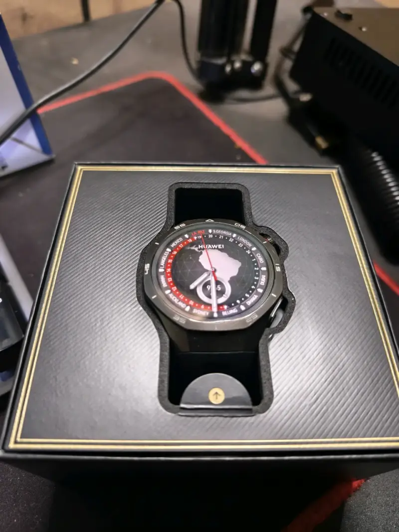 Huawei GT 5 Pro - 1
