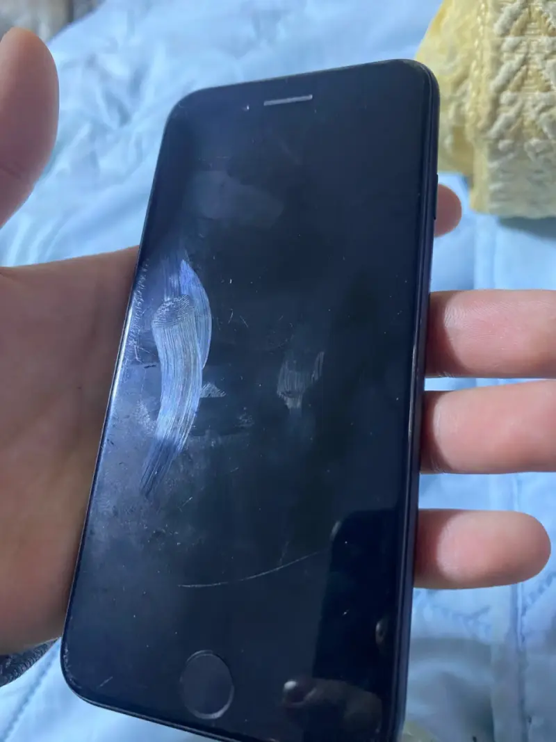 iPhone SE 2020 64 gb leer - 4
