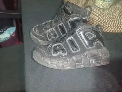 Zapatillas deportivas negras Nike Air para niños - miniatura 2