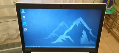 Notebook Lenovo - miniatura 3