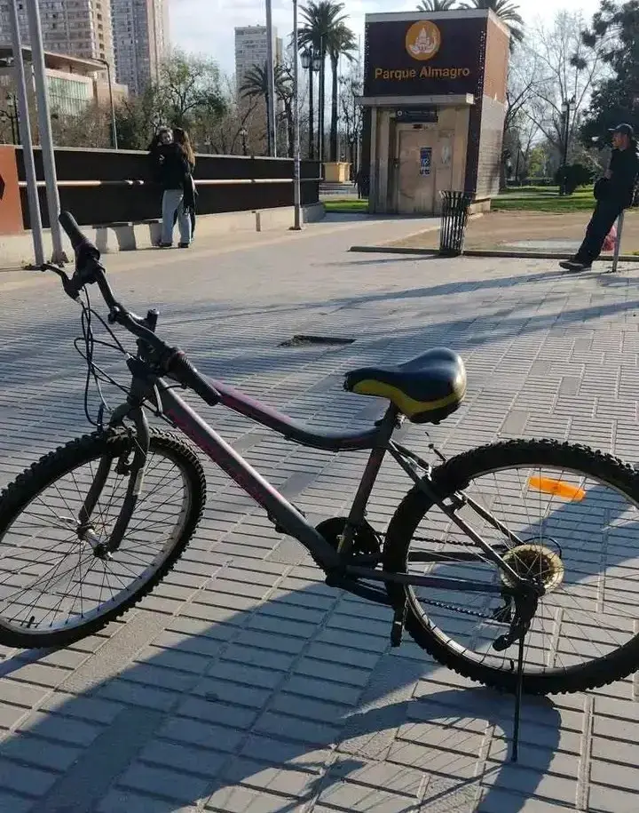 Bicicleta de montaña para adulto en buen estado - 3