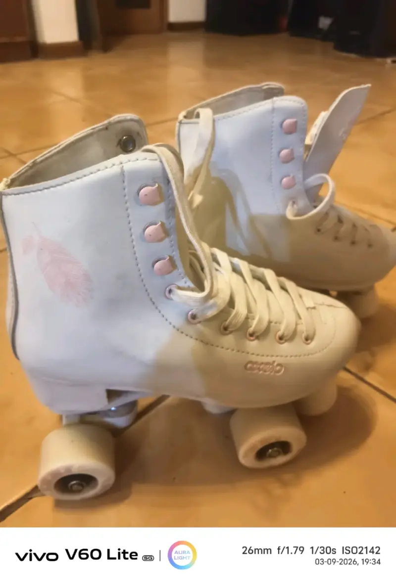 Patines de Cuatro Ruedas Blancos para Niña - 2