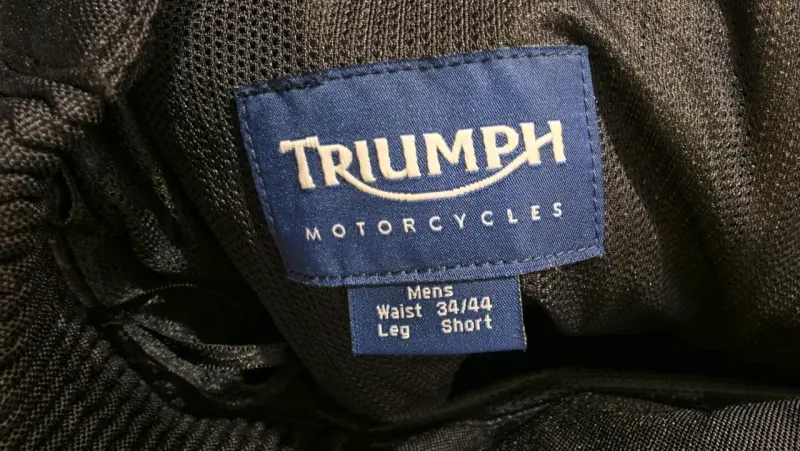 Pantalones moto modelos de Triumph - 2