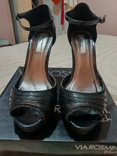 Tacones negros de charol Via Rosmini - miniatura 1