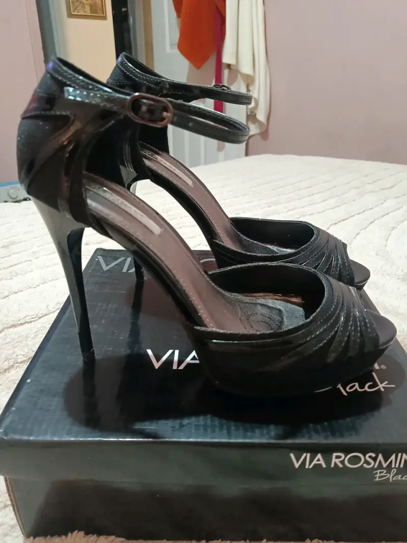 Tacones negros de charol Via Rosmini - 2