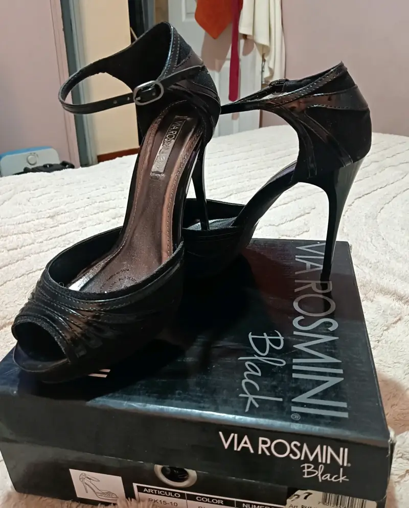 Tacones negros de charol Via Rosmini - 3