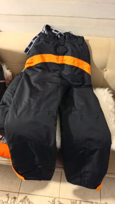 Pantalones de esquí negros con detalles naranjas - miniatura 2