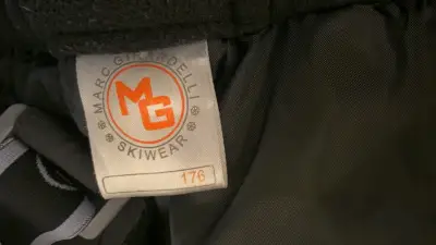 Pantalones de esquí negros con detalles naranjas - miniatura 3