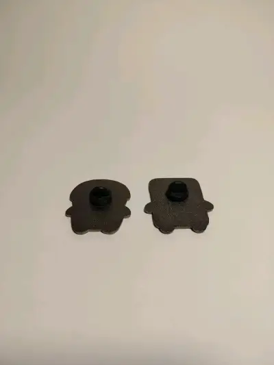 Pins de personajes animados BMO y Jake - miniatura 5