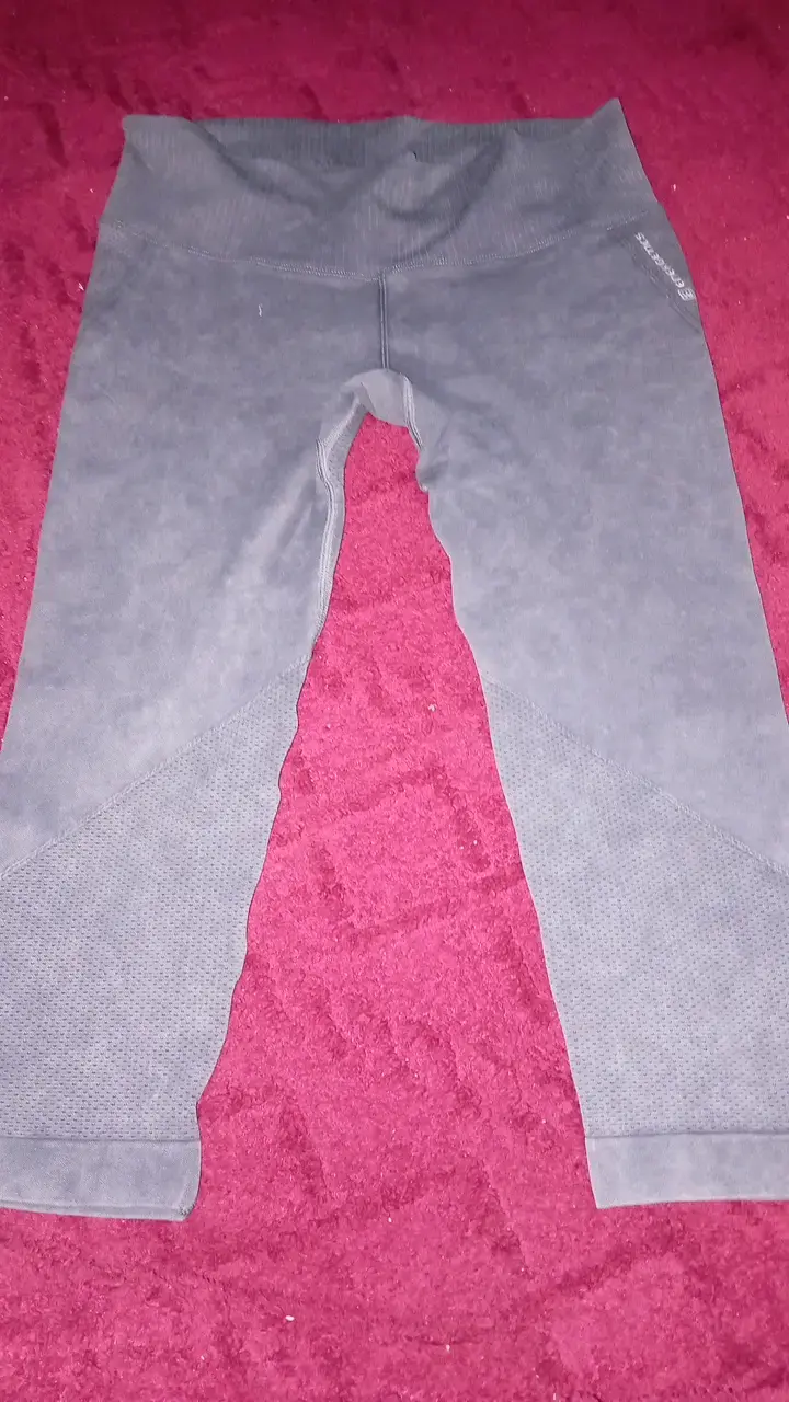 Leggings deportivos grises para mujer