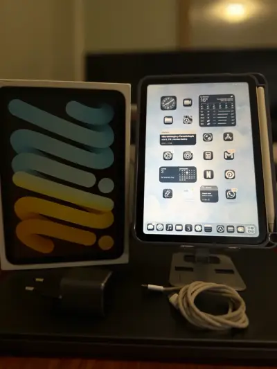 iPad Mini 6 con Apple Pencil 2 y cargador - miniatura 1