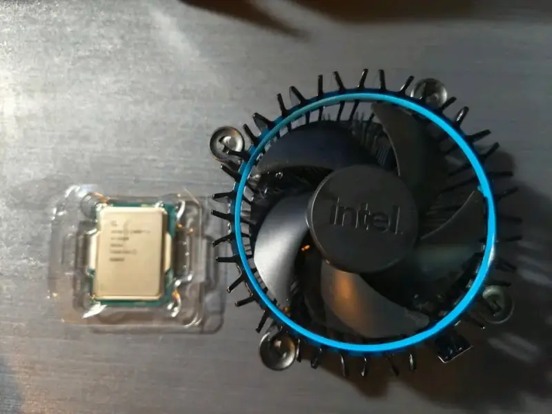 Vendo Intel Core I3-12100 4 Núcleos 8 Hilos 4.3ghz - 2