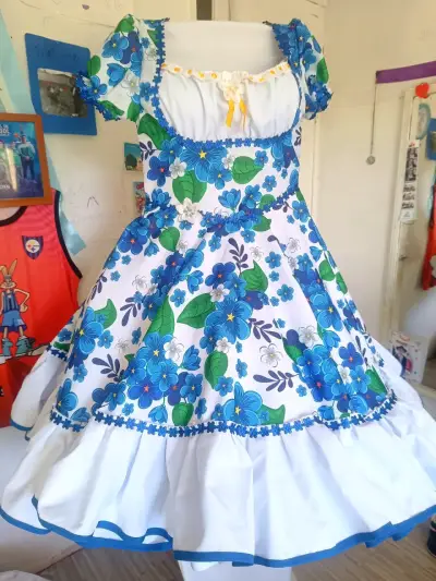 Vestido folclórico con estampado floral - miniatura 4