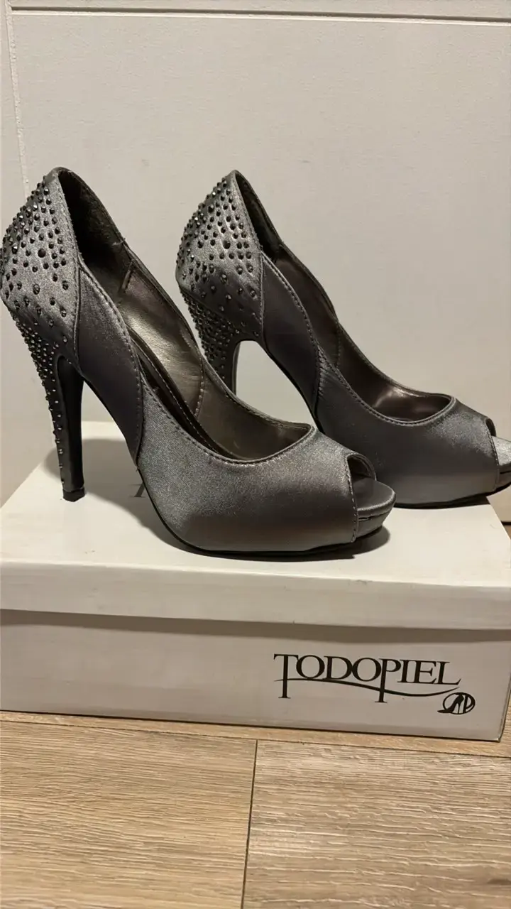 Zapatos de tacón abiertos plateados Todopiel - 2