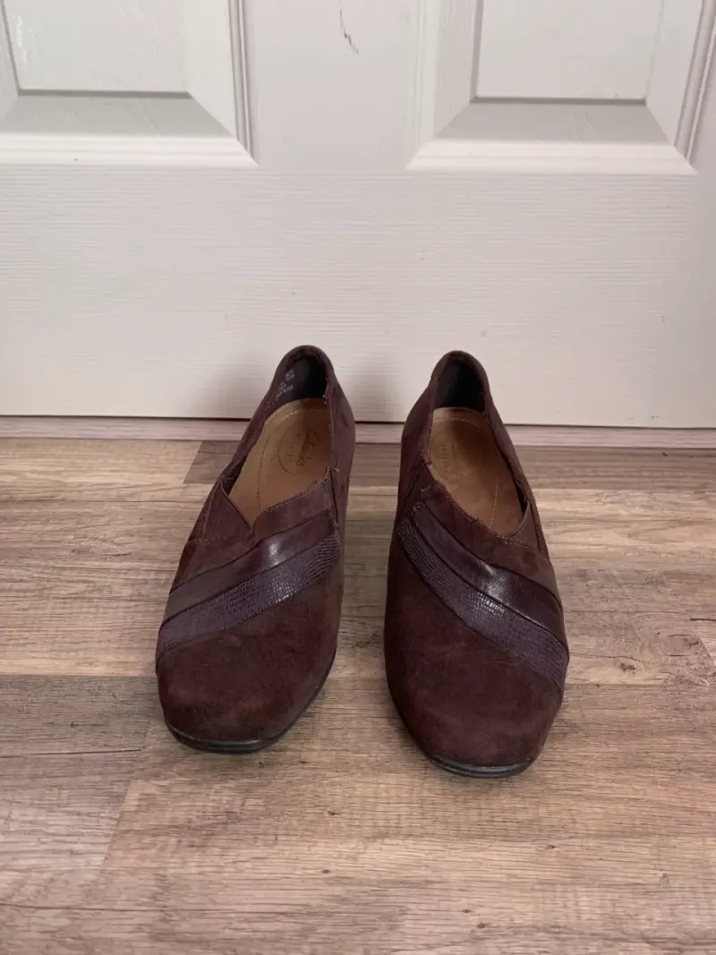 Zapatos Clarks de gamuza - 2