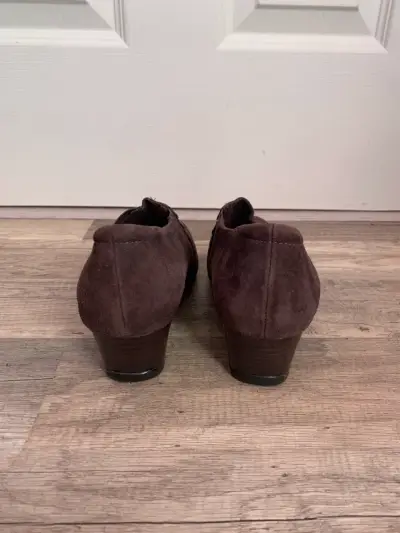 Zapatos Clarks de gamuza - miniatura 4