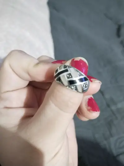 Anillo de plata 925 con diseño geométrico - miniatura 1