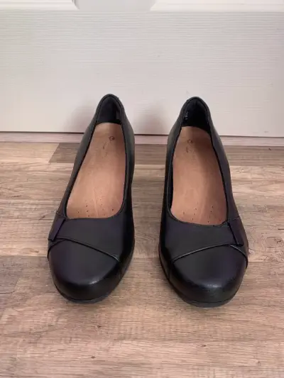 Zapatos Clarks de cuero - miniatura 1