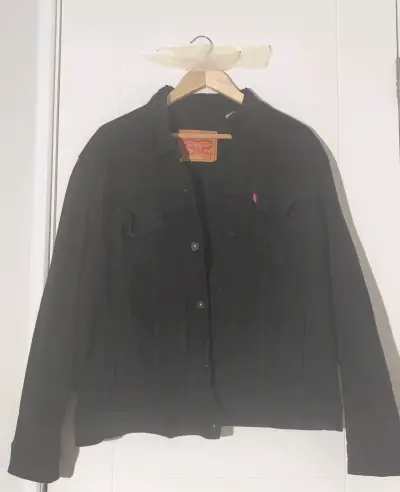 Chaqueta de mezclilla negra Levi's para hombre - miniatura 1