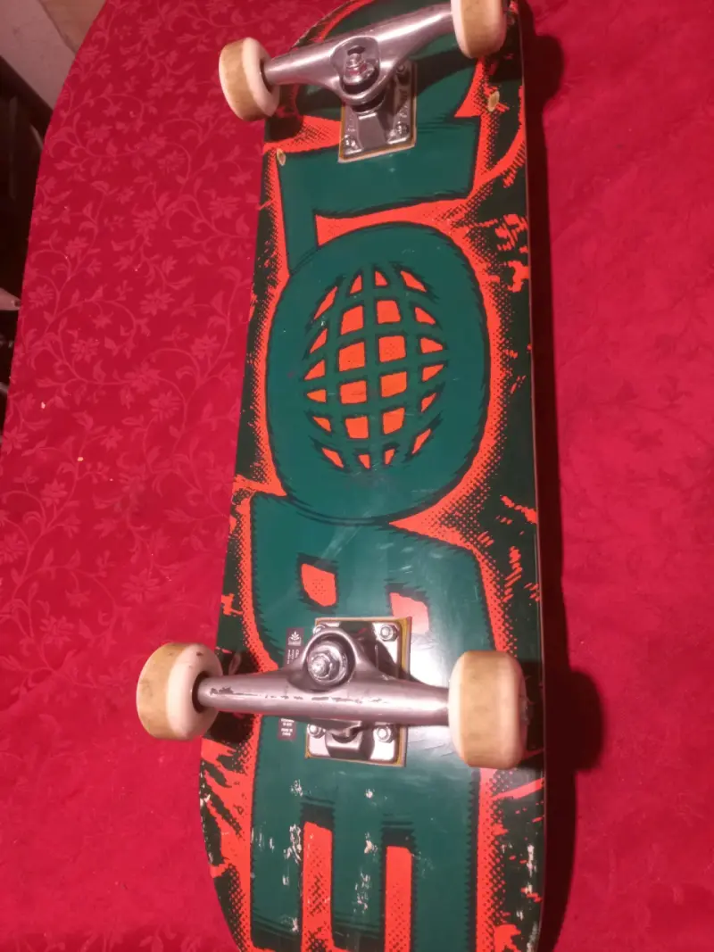 Skate completo Globe original . - 2