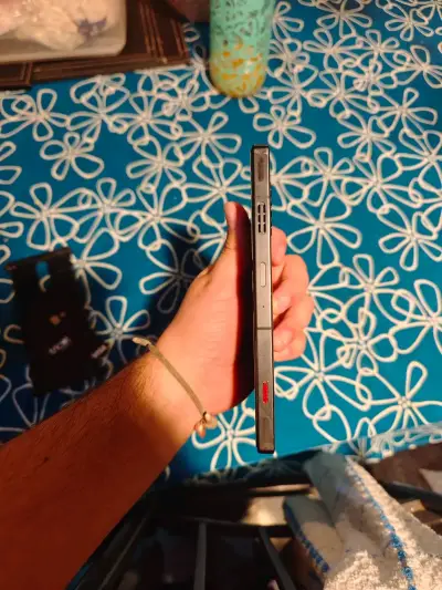 Celular gamer Redmagic 8 pro - miniatura 3