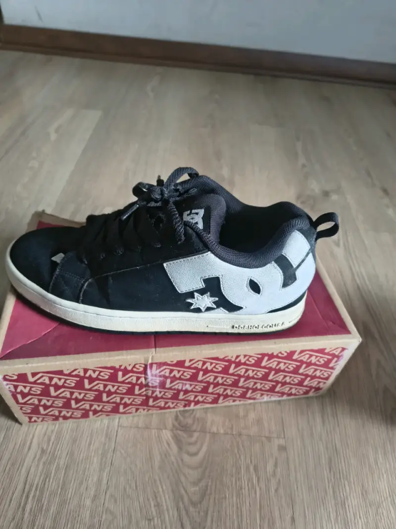 Zapatillas Vans Sk8 y zapatillas DC - 4