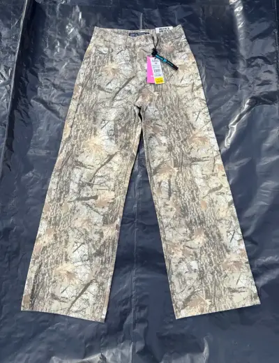Pantalones camuflados de mujer estilo casual - miniatura 2