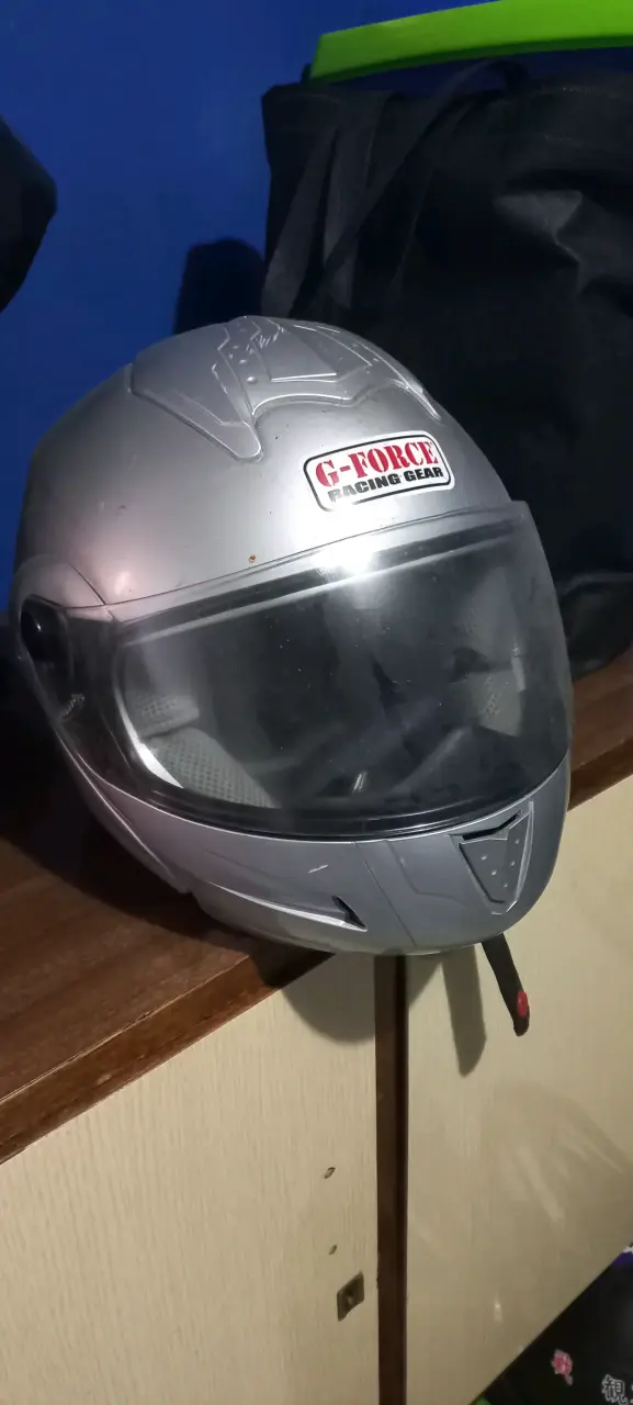 Casco de moto G-Force gris con visera - 2