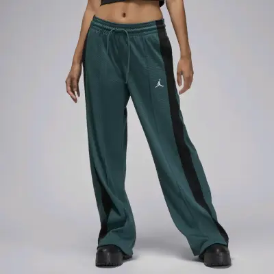 Vendo pantalón Jordan - miniatura 1