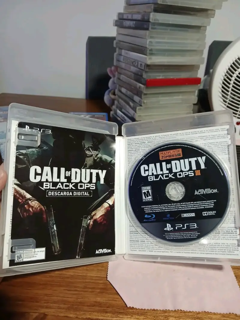 Juego PS3 Call of Duty Black Ops III - 2