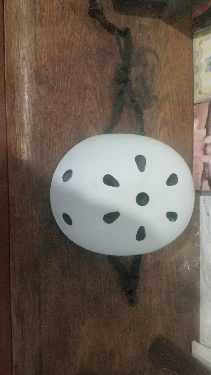 Casco de Skateboard Kryptonics Blanco - 1