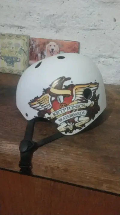 Casco de Skateboard Kryptonics Blanco - miniatura 2