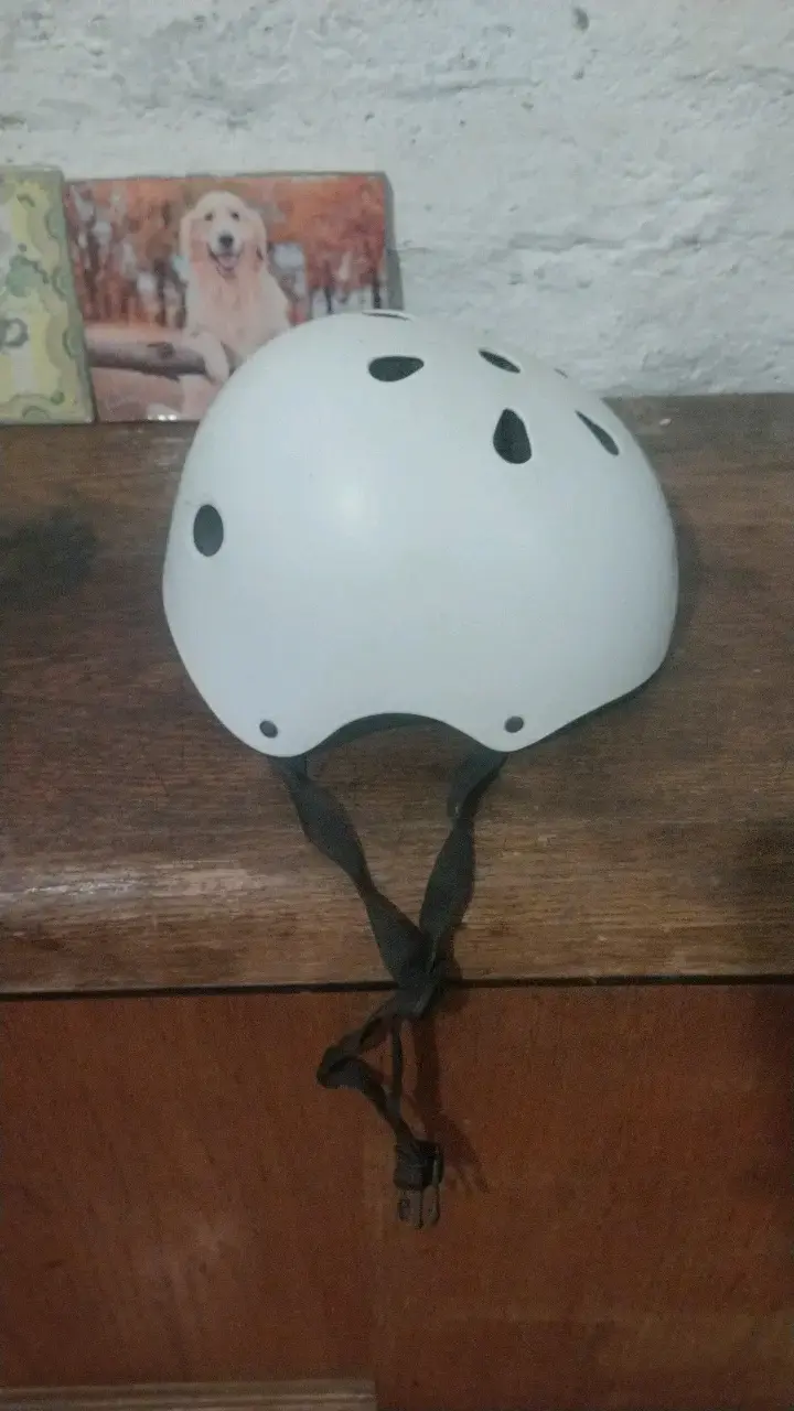 Casco de Skateboard Kryptonics Blanco - 3
