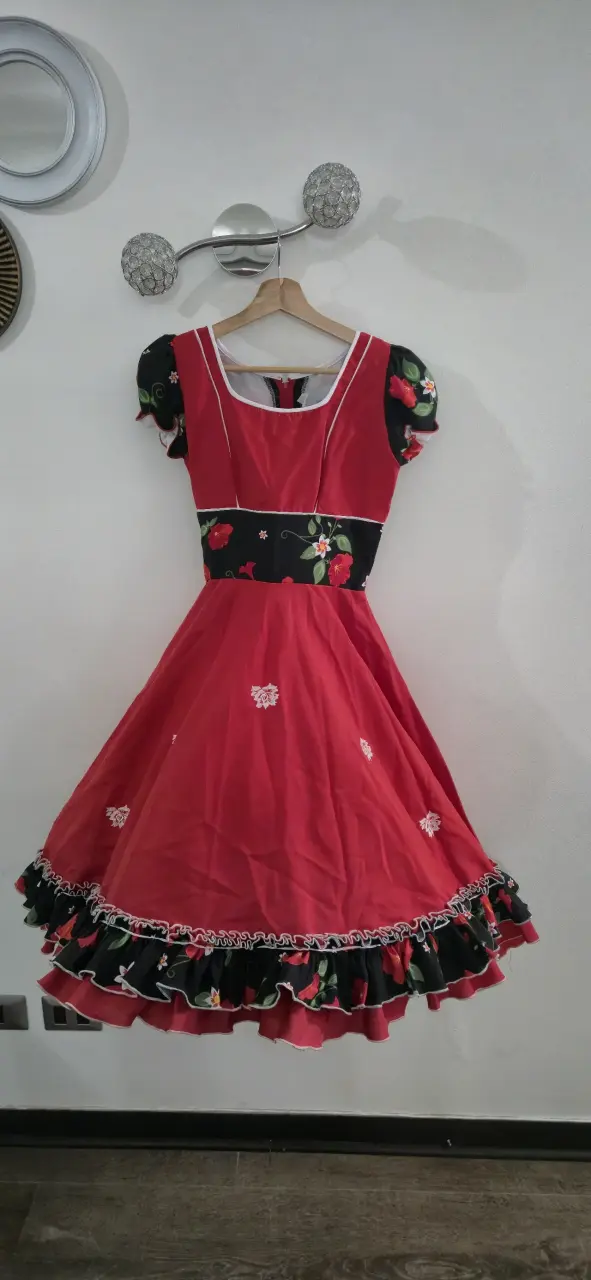 Vestido de cueca y falso - 1