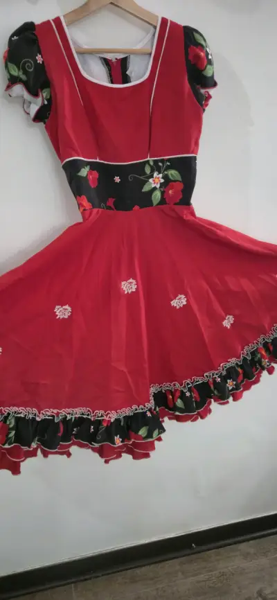 Vestido de cueca y falso - miniatura 3