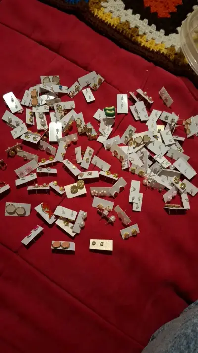 Lote de aros variados para mujer - miniatura 1
