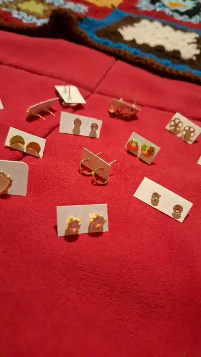 Lote de aros variados para mujer - miniatura 2