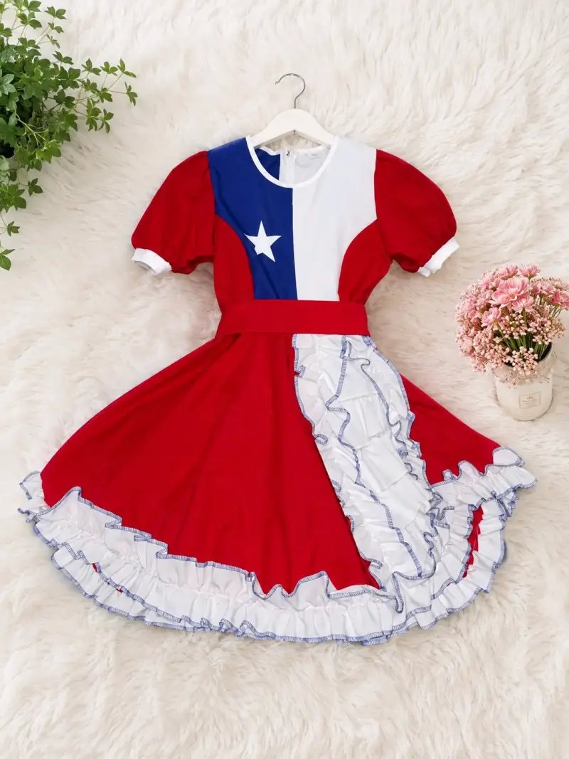Vestido típico chileno para niña con diseño de bandera